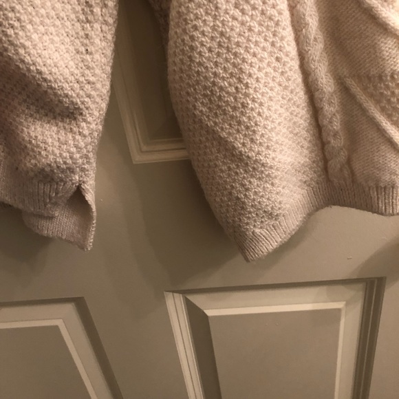 Wide sleeve cable knit sweater (F&F) - Picture 4 of 7